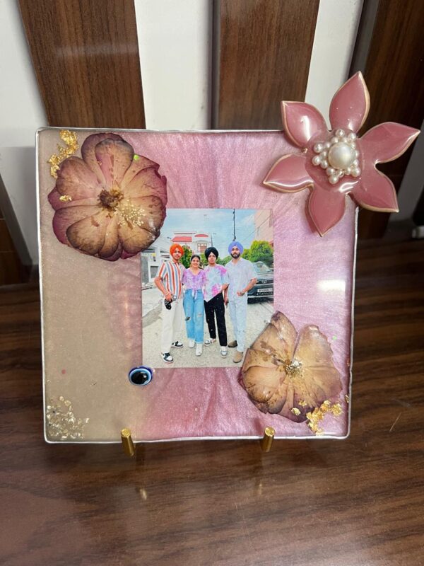 6x6 Inch Resin Photo Frame: A Beautiful Gift Idea