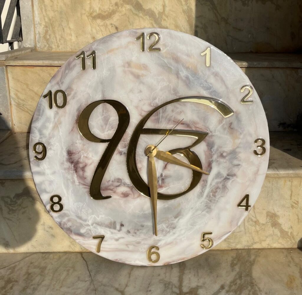 Marble resin clock